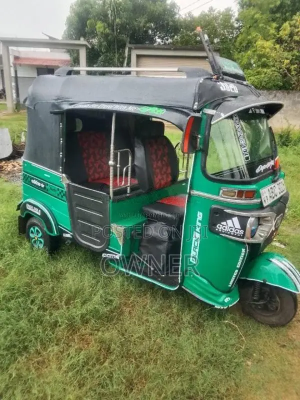 Bajaj RE 4 Stroke 2015 Three Wheel (Used)