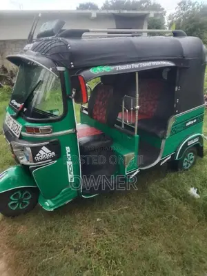 Bajaj RE 4 Stroke 2015 Three Wheel (Used)