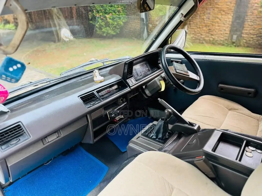 Nissan Vanette 1992 Van (Used)