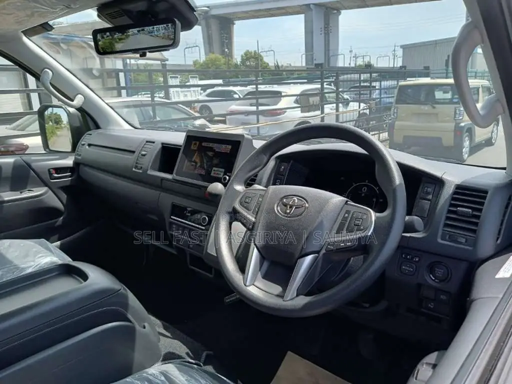 Toyota KDH 2026 Van Unregistered (Recondition)