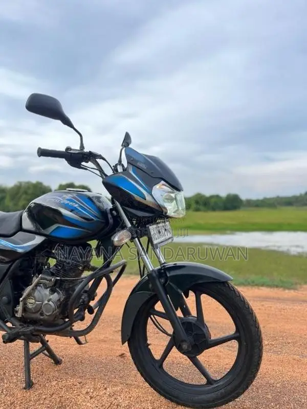Bajaj Discover 2013 Motorbike (Used)