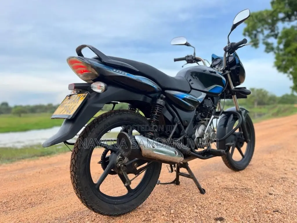 Bajaj Discover 2013 Motorbike (Used)