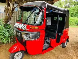 Bajaj RE 2015 Three Wheel (Used)