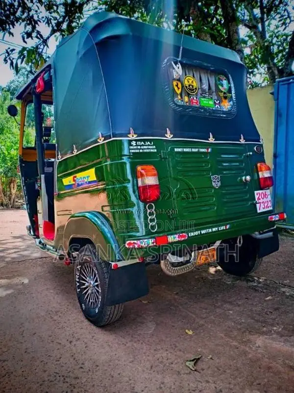 Bajaj 2 stroke 2000 Three Wheel (Used)