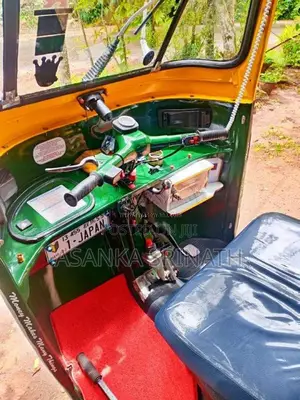 Bajaj 2 stroke 2000 Three Wheel (Used)