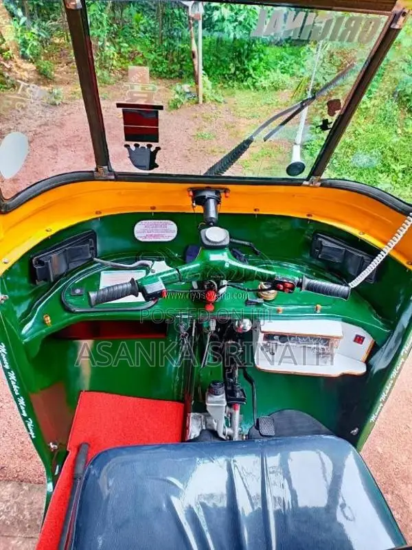 Bajaj 2 stroke 2000 Three Wheel (Used)