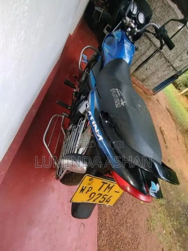 Bajaj Platina 2006 Motorbike (Used)