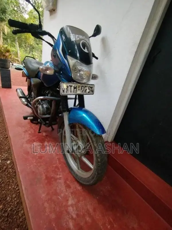 Bajaj Platina 2006 Motorbike (Used)