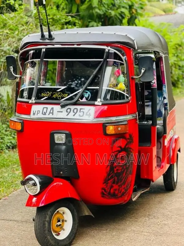 Bajaj RE 2005 Three Wheel (Used)