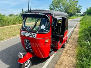 Bajaj RE 2 Stroke 2000 Three Wheel (Used)