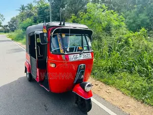 Bajaj RE 2 Stroke 2000 Three Wheel (Used)