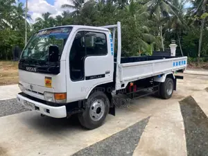 Nissan Atlas 1992 Lorry (Used)