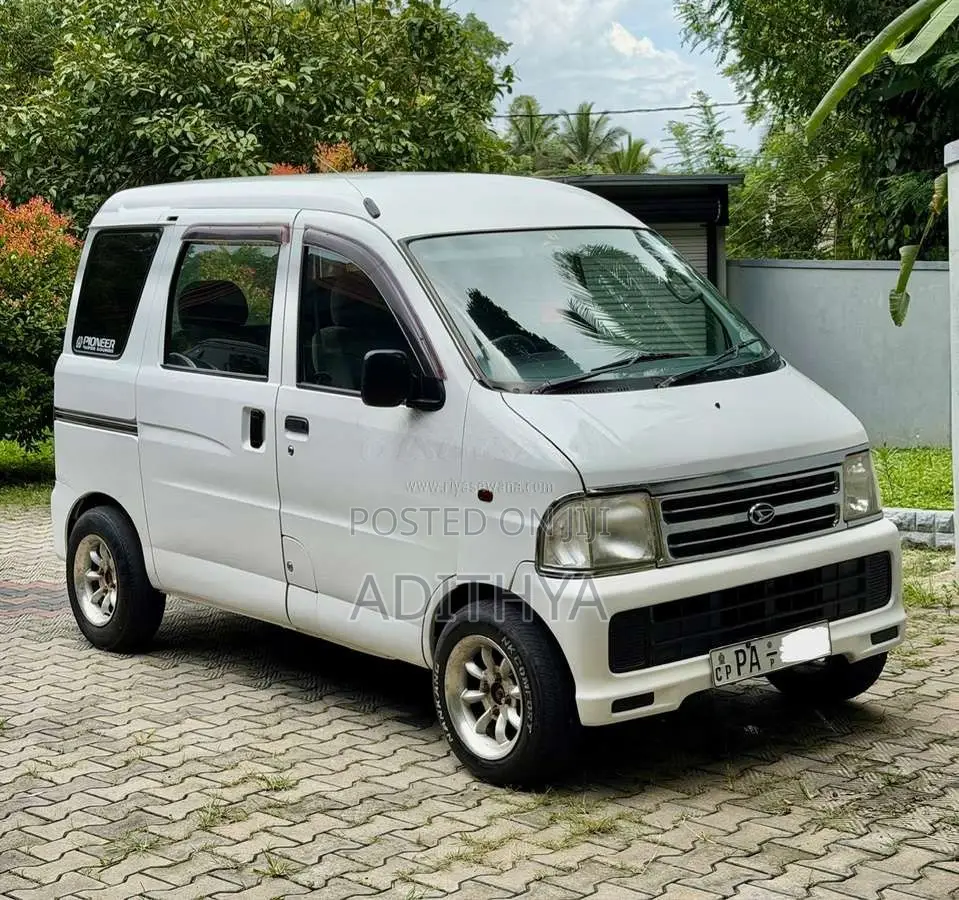 Daihatsu Hijet 2001 Van (Used)
