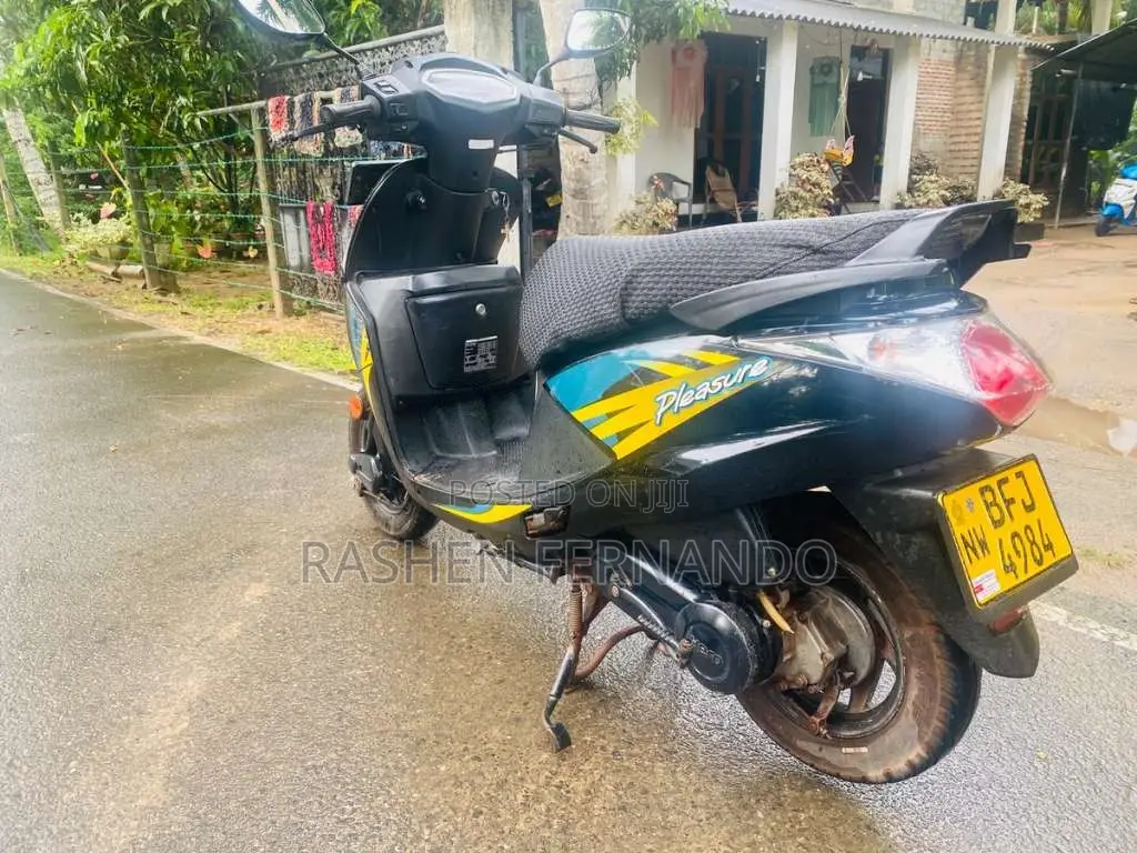 Hero Pleasure 2017 Motorbike (Used)