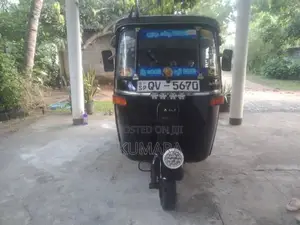 Bajaj 4 Stroke 2009 Three Wheel (Used)