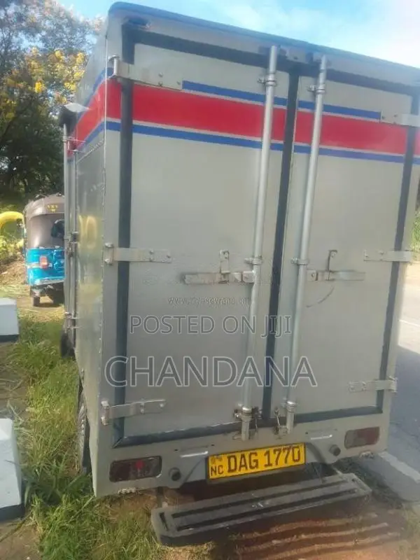 Tata Dimo Batta 2018 Lorry (Used)