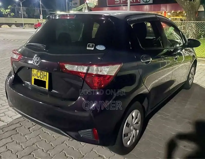Toyota Vitz EDITION 2 2018 Car (Used)