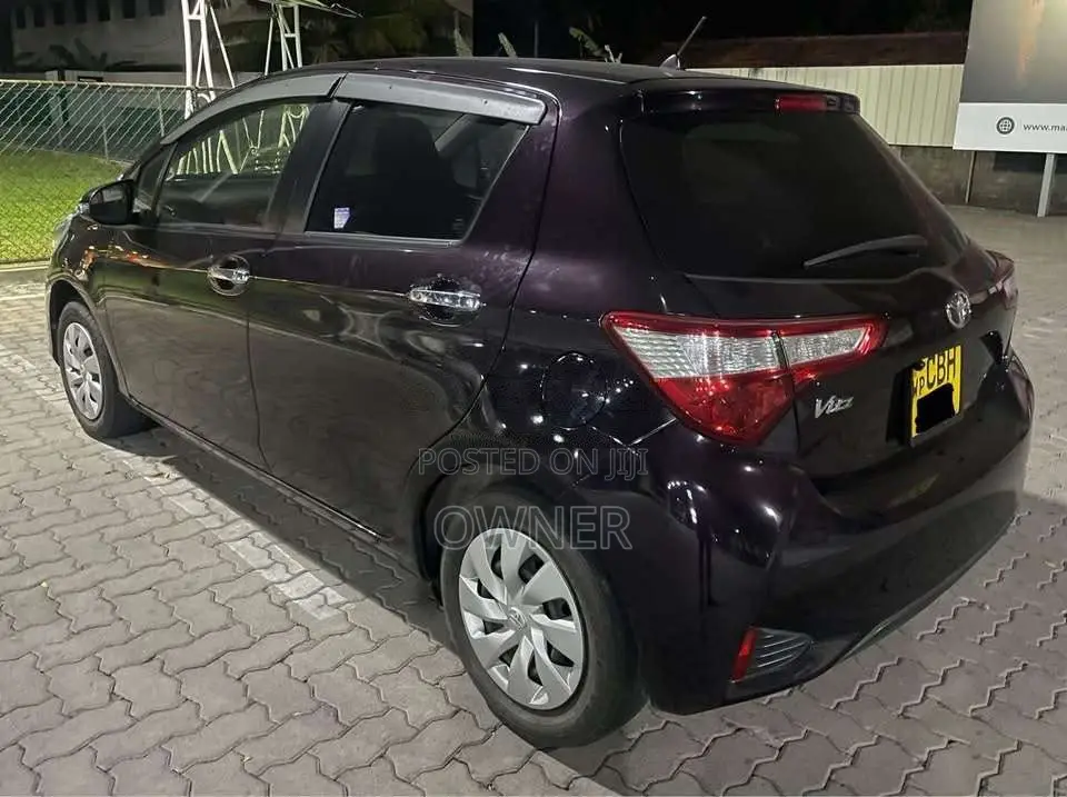 Toyota Vitz EDITION 2 2018 Car (Used)