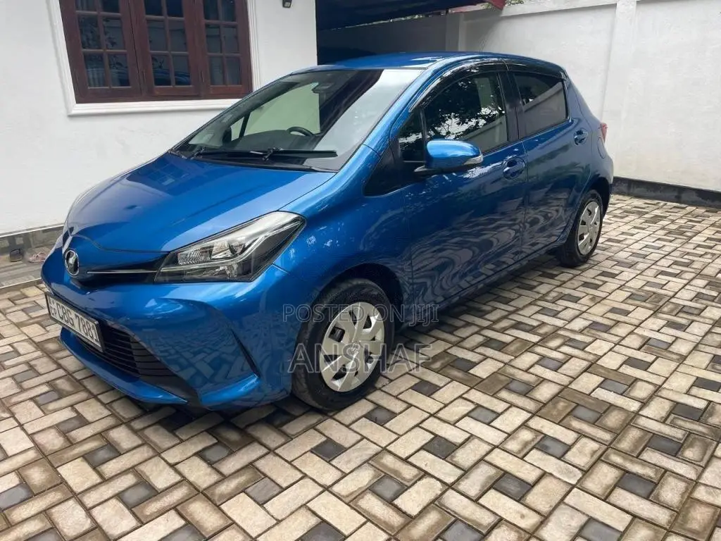 Toyota VITZ LED 2016 Car (Used)