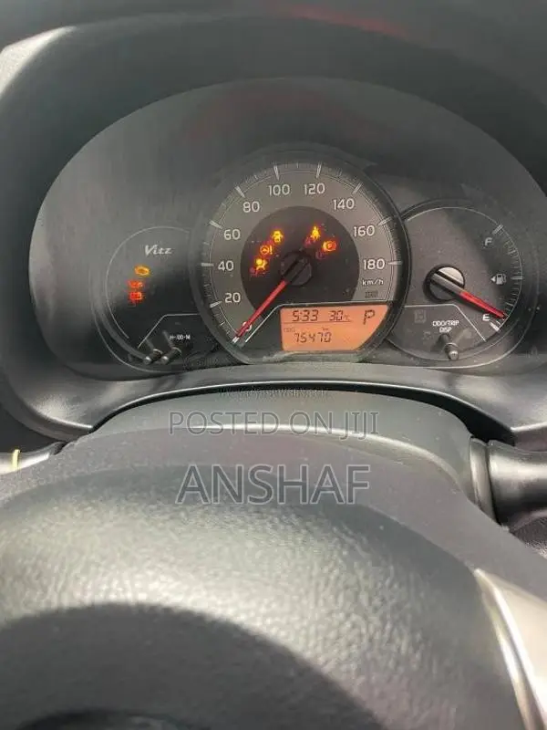 Toyota VITZ LED 2016 Car (Used)