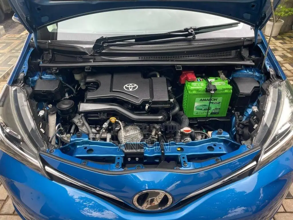 Toyota VITZ LED 2016 Car (Used)
