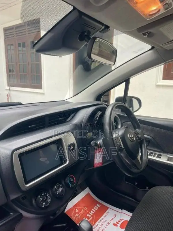 Toyota VITZ LED 2016 Car (Used)