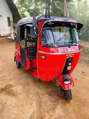 Bajaj RE 2 Stroke 1998 Three Wheel (Used)