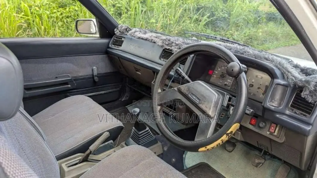 Toyota Corona 1987 Car (Used)