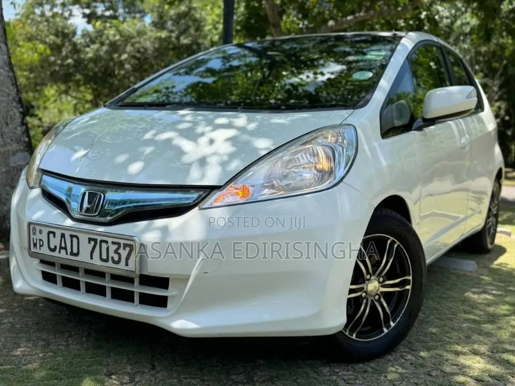 Honda Fit GP1 2012 Car (Used)