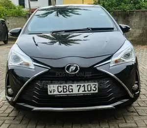 Toyota Vitz 2017 Car (Used)