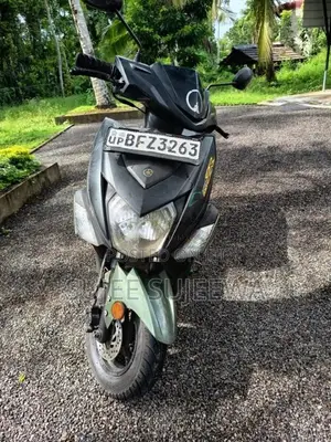 Yamaha ZR 2017 Motorbike (Used)