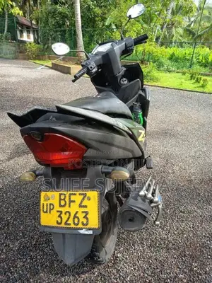 Yamaha ZR 2017 Motorbike (Used)