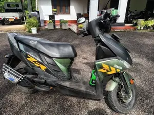 Yamaha ZR 2017 Motorbike (Used)