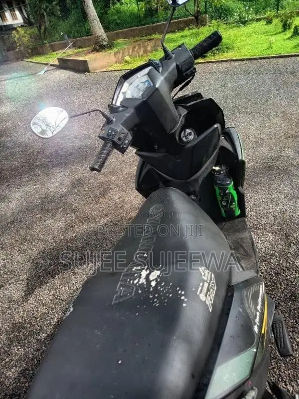 Yamaha ZR 2017 Motorbike (Used)