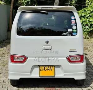 Suzuki Wagon R Fz 2017 Car (Used)