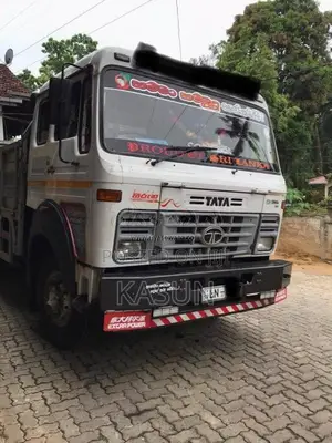 Toyota 25 18 2017 Lorry (Used)