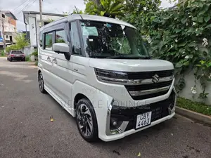 Suzuki Spacia Custom XS 2025 Car (Used)