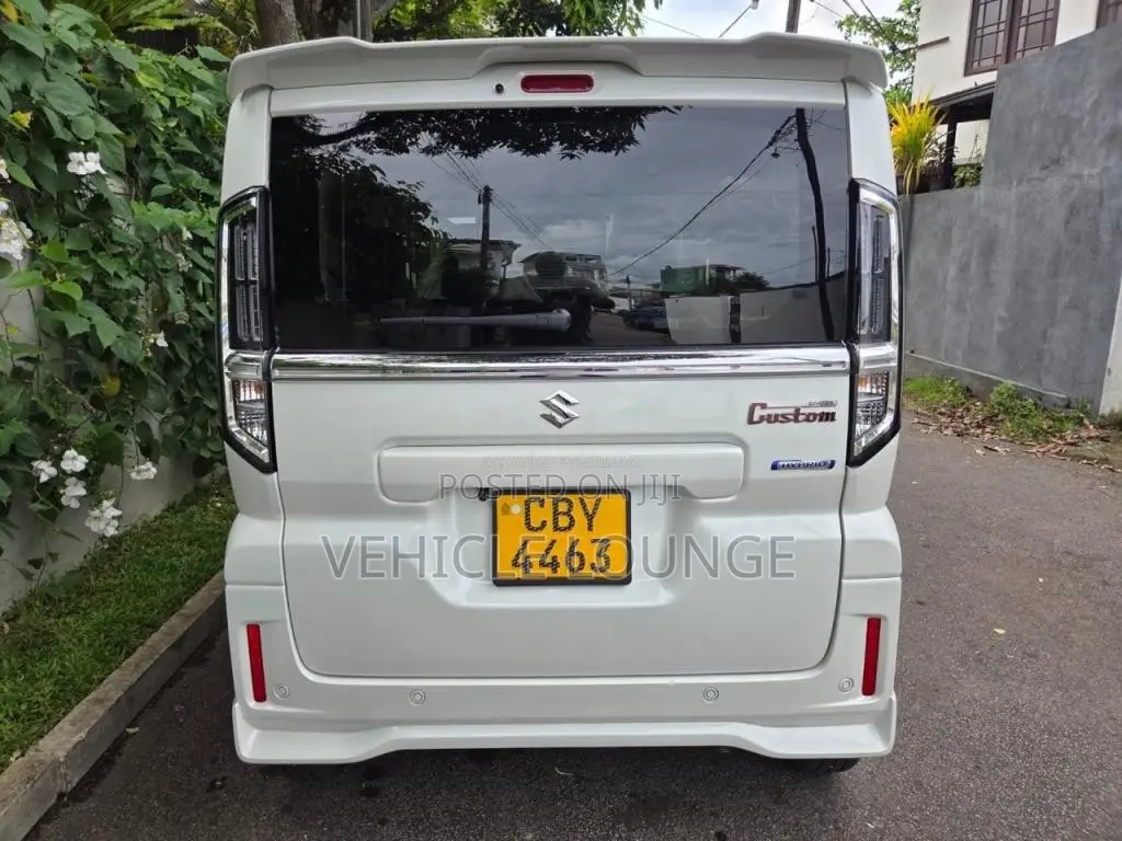 Suzuki Spacia Custom XS 2025 Car (Used)