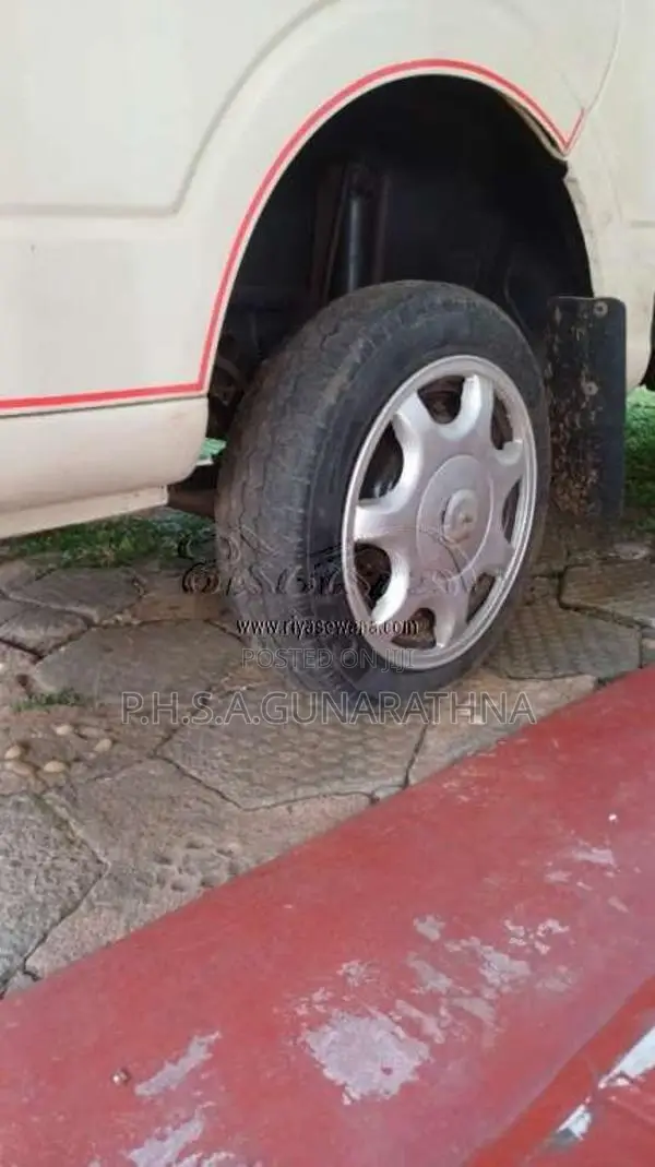 Tata Dimo Batta 2010 Lorry (Used)
