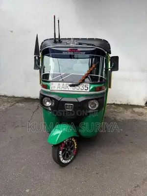 Bajaj 4 Stroke 2014 Three Wheel (Used)