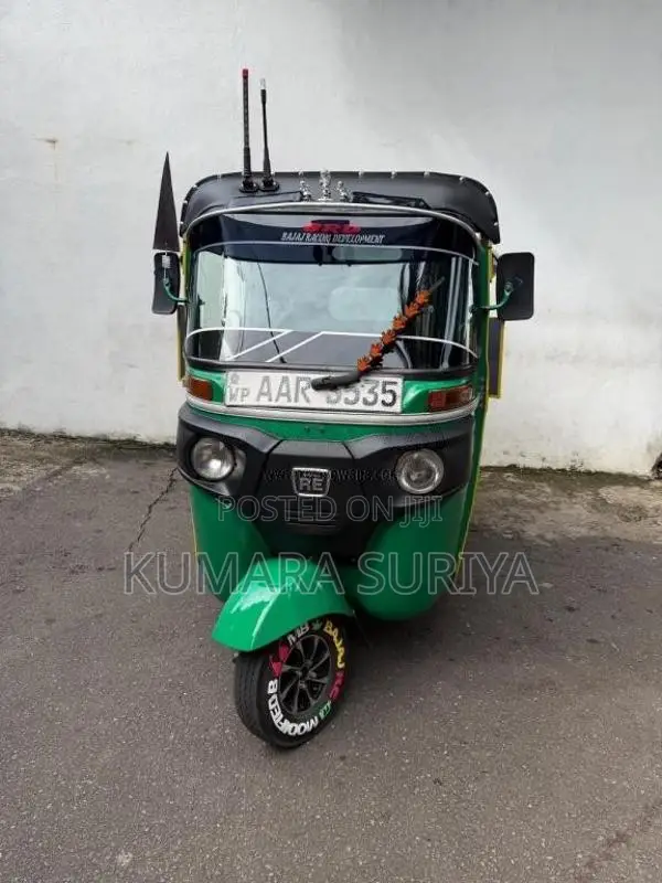 Bajaj 4 Stroke 2014 Three Wheel (Used)