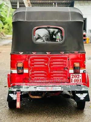 Bajaj 2stok 1999 Three Wheel (Used)