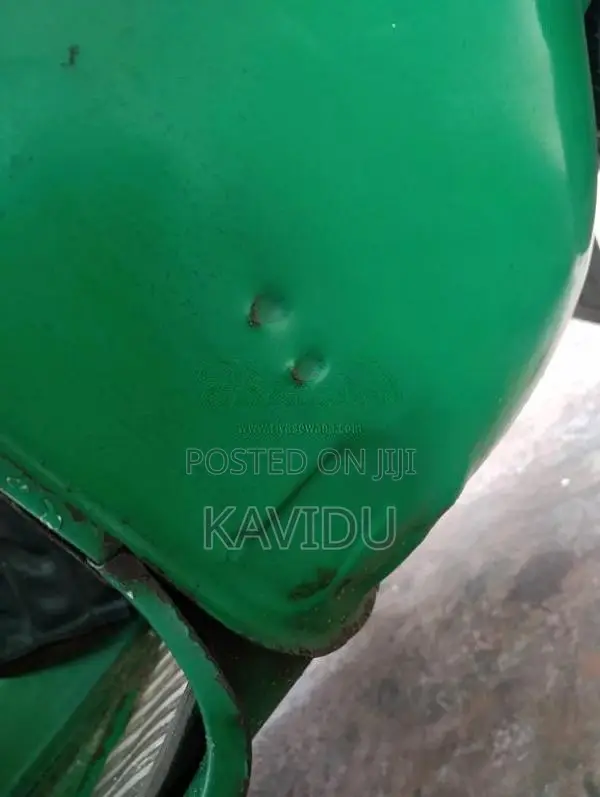 Bajaj 2 Stroke 2006 Three Wheel (Used)