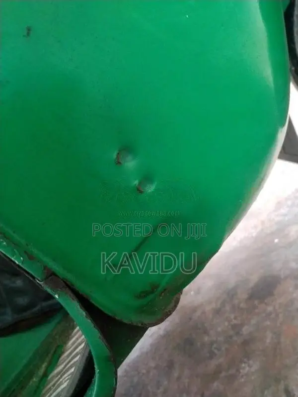 Bajaj 2 Stroke 2006 Three Wheel (Used)