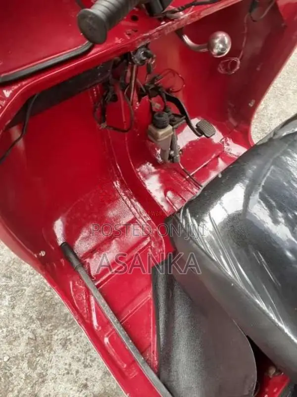 Bajaj 2 Stroke 1998 Three Wheel (Used)