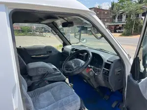 Mazda Bongo 1999 Van (Used)