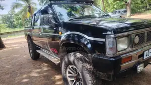 Nissan D21 1985 Pickup (Used)