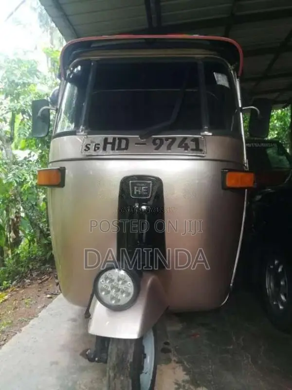 Bajaj RE 2 Stroke 2003 Three Wheel (Used)