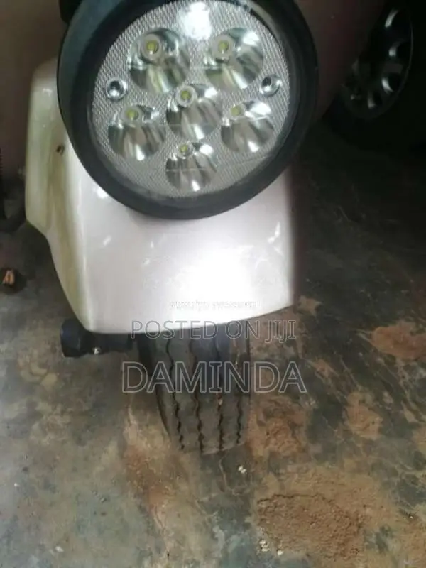 Bajaj RE 2 Stroke 2003 Three Wheel (Used)