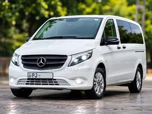 Mercedes-Benz 116 CDI Vito Mixto 2017 Van (Used)